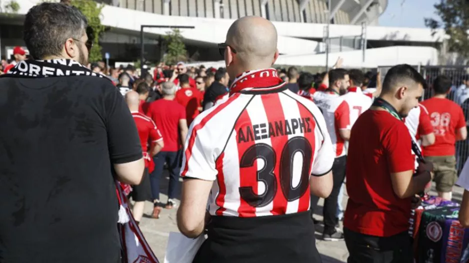 Στο ΣΕΦ και το «Γ. Καραϊσκάκης» χιλιάδες φίλοι του Ολυμπιακού ώστε να μεταβούν στην OPAP Arena!