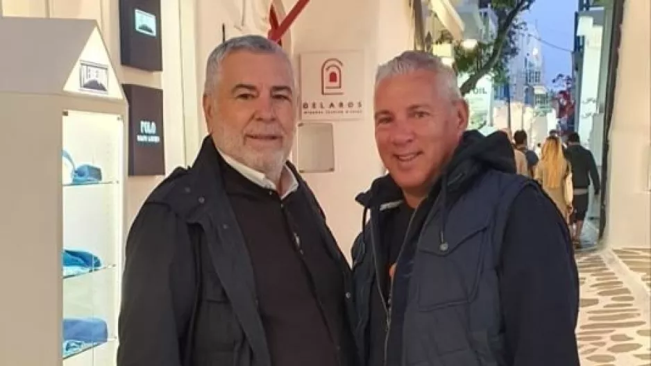 Συνάντηση στη Μύκονο!