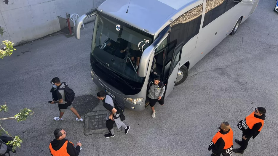 Τελευταία... στάση