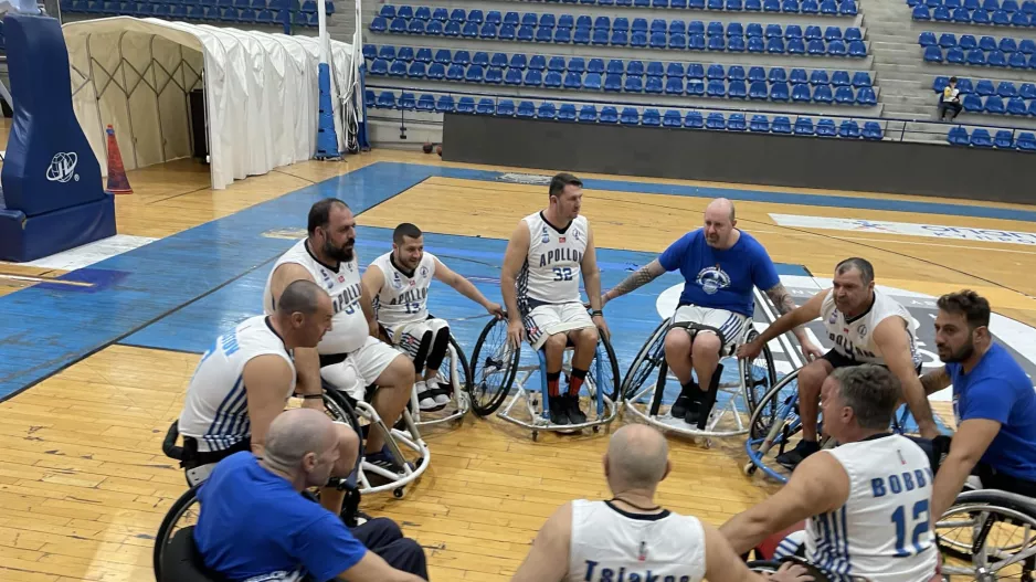 Απόλλων Wheelchair/Κάλεσμα για τον τελικό 