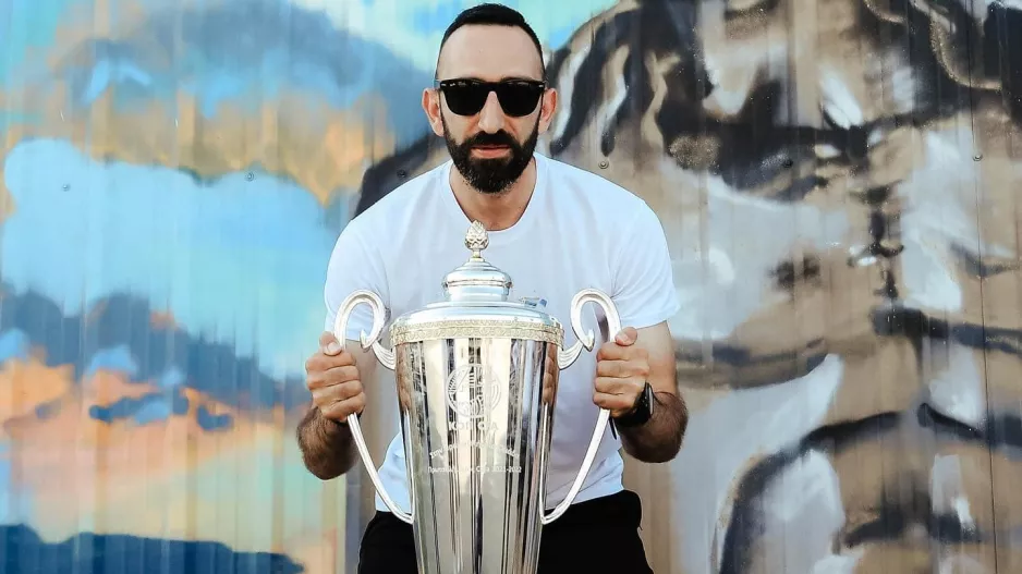 "Τιμή μου που δούλεψα στον Απόλλωνα”