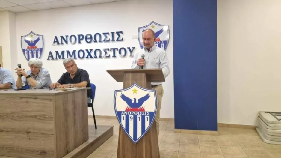 Μετά το "ΟΧΙ"/ Σκέψεις παραίτησης ο Χατζηστεφάνου