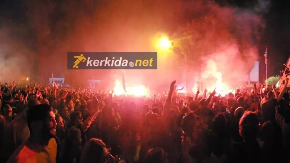 ΡΕΚΟΡ... προσέλευσης στον εξώστη!