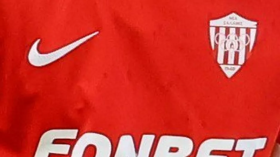 Προσθέτει εμπειρία…