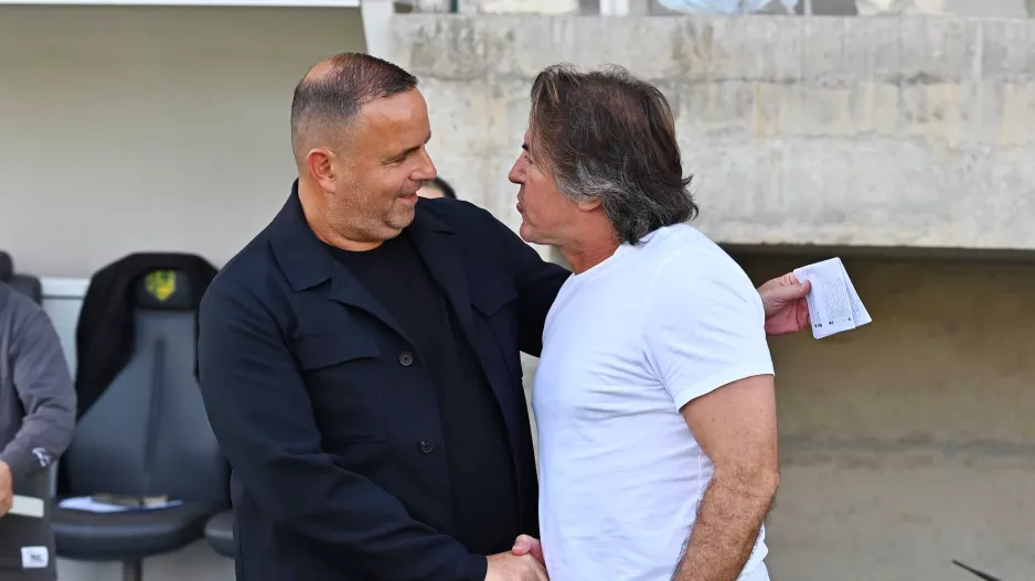 Παίζουν και αυτοί, τον δικό τους τίτλο; 