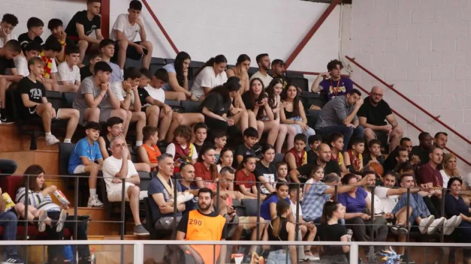 Κεραυνός/Φίλαθλοι