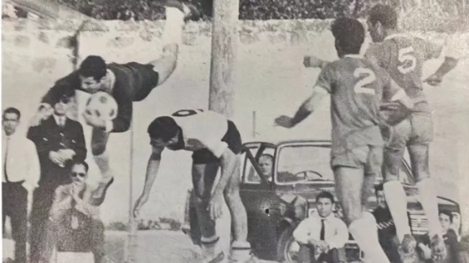 Ρετρό-φώτο... με Δήμο Ελευθεριάδη