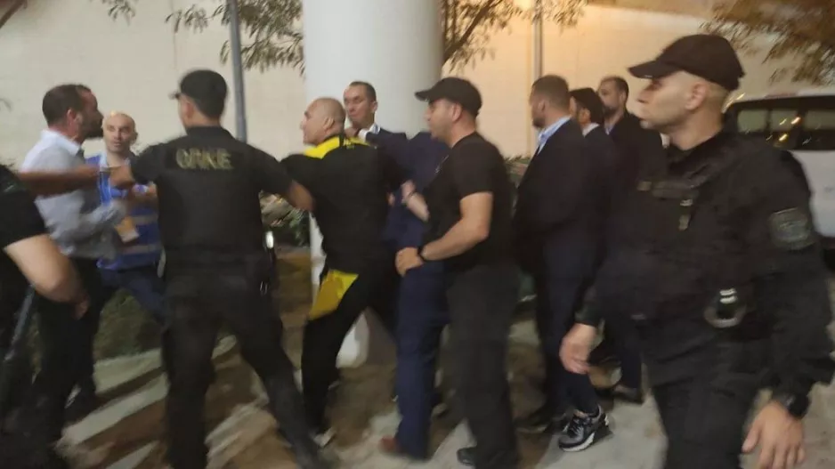 Επεισόδιο μεταξύ Καρυπίδη και Μάνταλου κοντά στην μεικτή ζώνη