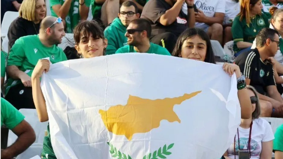 "Της Κύπρου καμάρι"