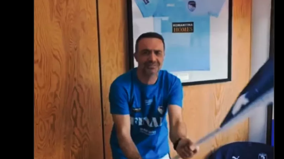 Σοφοκλέους σε ρόλο... οργανωτή: "Ελάτε να στηρίξουμε την ομάδα" (βίντεο)
