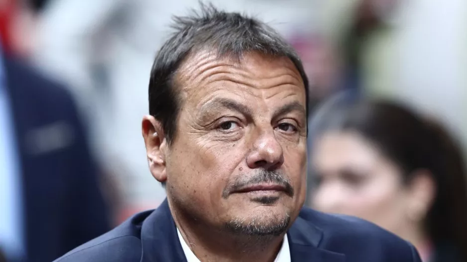 Αταμάν: "Από ένστικτο άλλαξα την ομάδα στο δεύτερο μέρος και όλα πήγαν καλά"