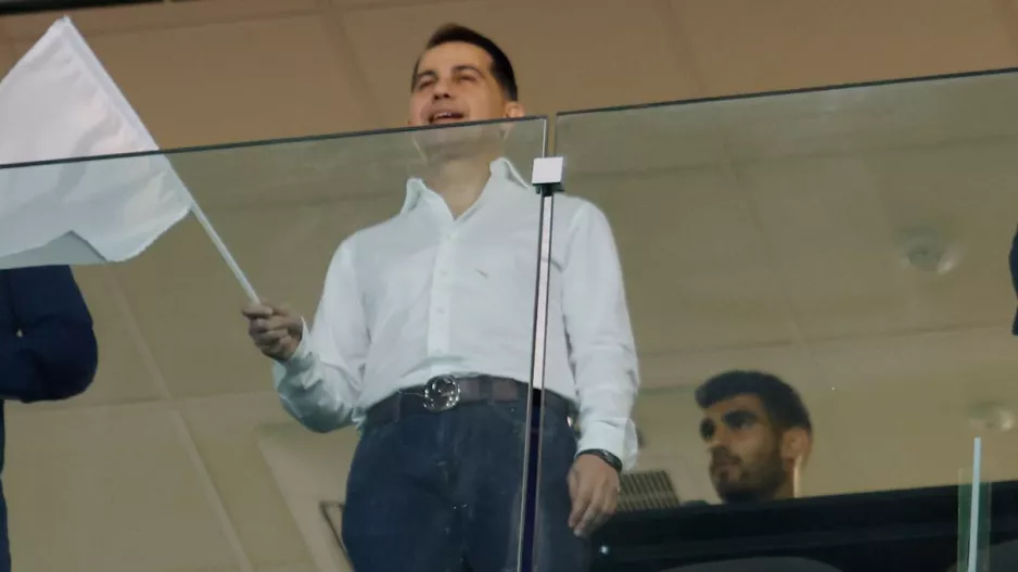 Περιμένουν από Κίρζη...