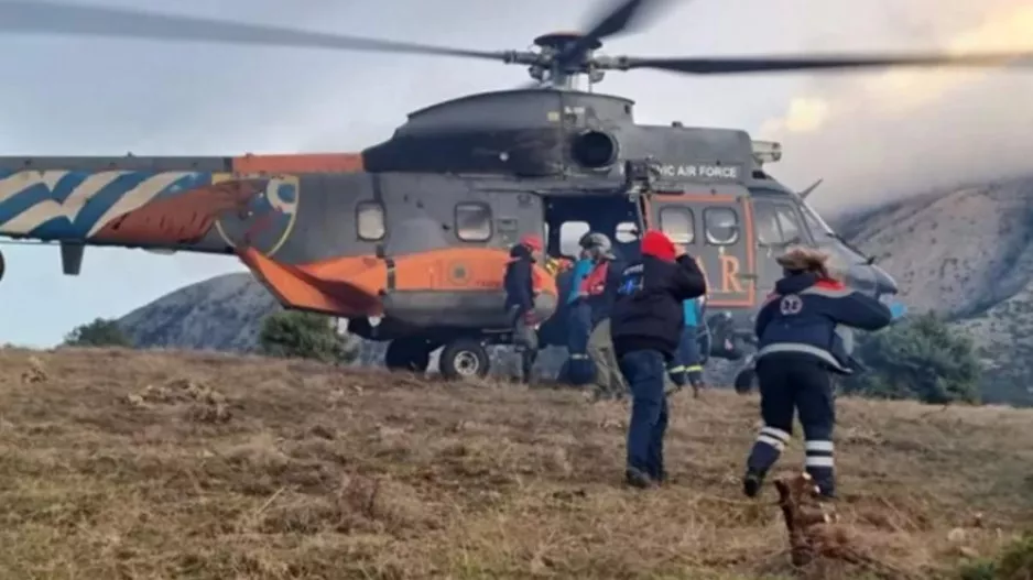 Επιχείρηση διάσωσης τραυματισμένης τουρίστριας από το Φαράγγι της Σαμαριάς - Δείτε το βίντεο της Πυροσβεστικής