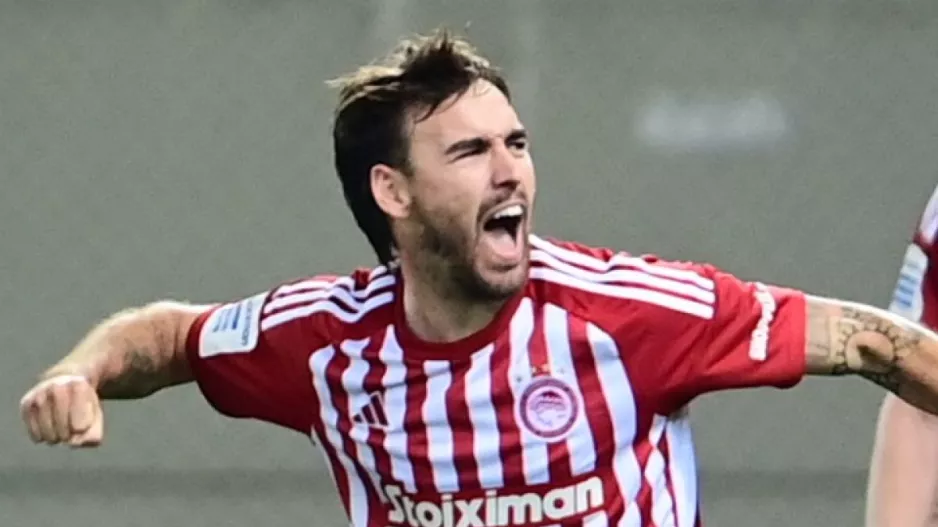 Ολυμπιακός - ΑΕΚ 2-0: Με γκολάρες του Όρτα την γκρέμισε από την κορυφή!
