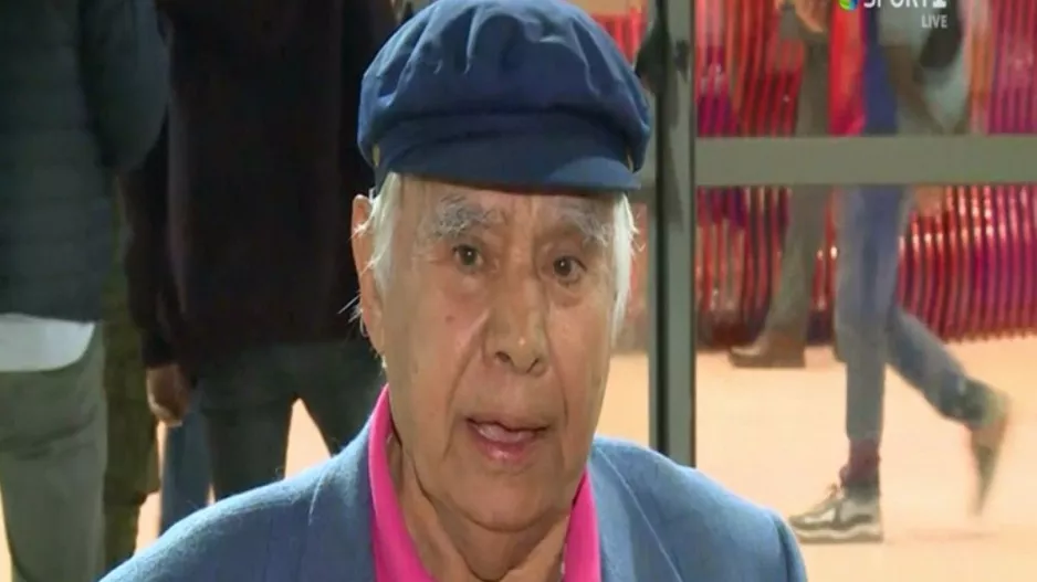 Με δάκρυα στα μάτια ο Γιάννης Πολυκανδριώτης: "Θέλω να πεθάνω με ένα ευρωπαϊκό"