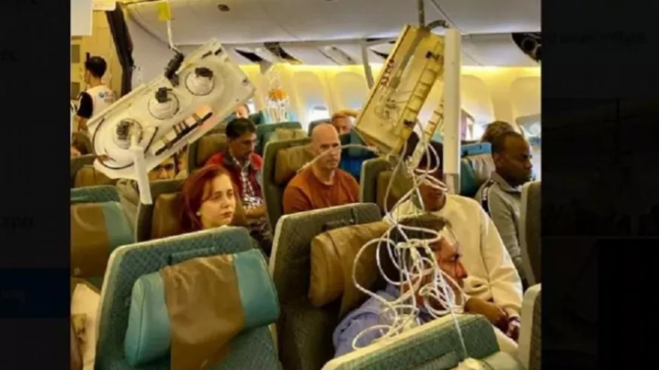 Singapore Airlines: 43 από τους επιβαίνοντες της πτήσης εξακολουθούν να νοσηλεύονται σε νοσοκομεία της Μπανγκόκ