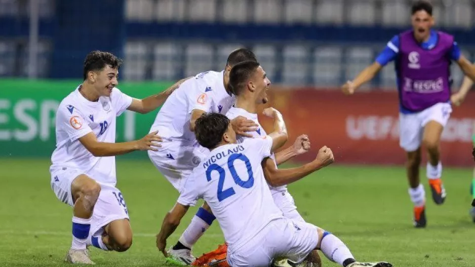 Πρώτο και ιστορικό!
