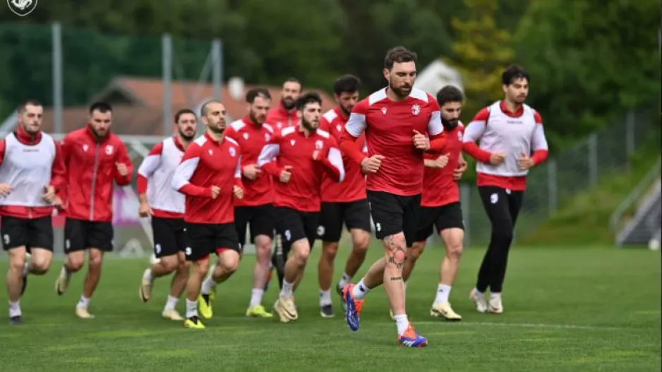 Οι δικοί μας... τρέχουν! (ΑΠΟΕΛίστας, ΑΡΗανός και...)
