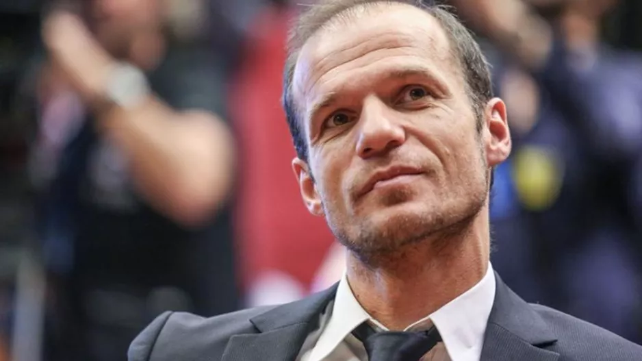 Μ«Δεν έχει αλλάξει τίποτα 20 χρόνια μετά το Euro, ο Ρεχάγκελ μας βλέπει ακόμα σαν παιδιά του»