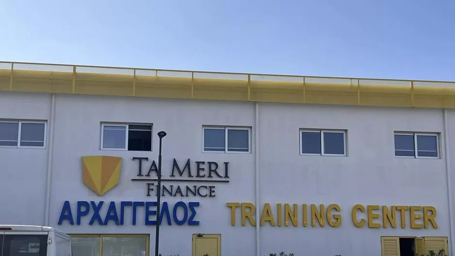 Σαββατοκύριακο αναμονής (O Ελ Αραμπί και άλλοι δύο)