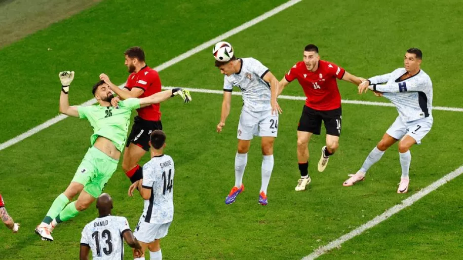10 εκατ. ευρώ για Ντβάλι, "Κβίλι" και άλλους! 