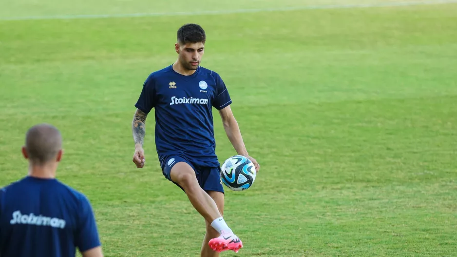 "Κάτσα"... loading