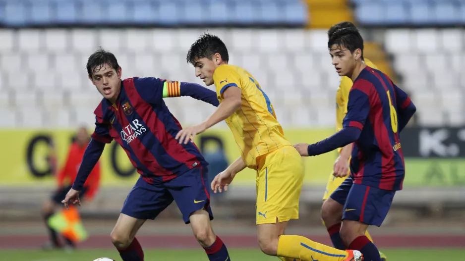Από αντίπαλος σε Barcelona-ΑΠΟΕΛ (Youth) τώρα κοντά... γαλαζοκίτρινος  (φώτος/βίντεο)