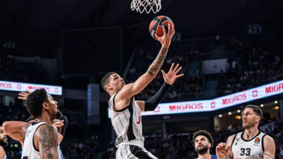Αποχωρεί από τη Βίρτους ο Λούντμπεργκ