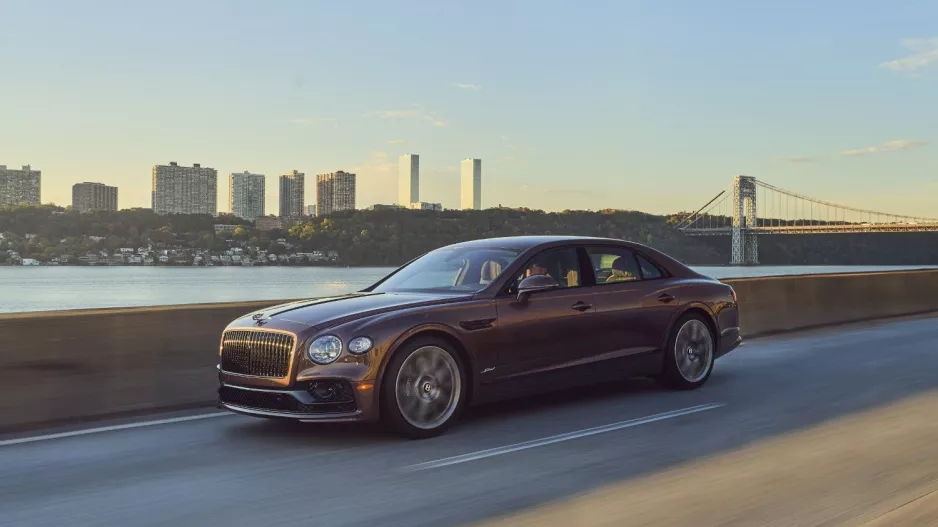 Δύο βραβεία «BEST OF THE BEST» για τα αυτοκίνητα της Bentley 
