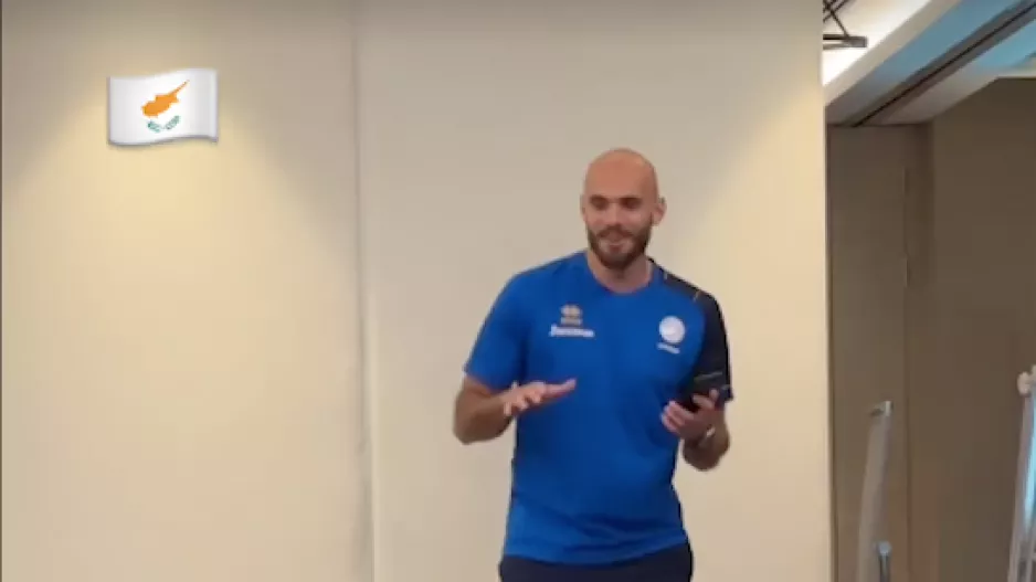 Μαλεκκίδης με... "Σχιζοφρένεια"