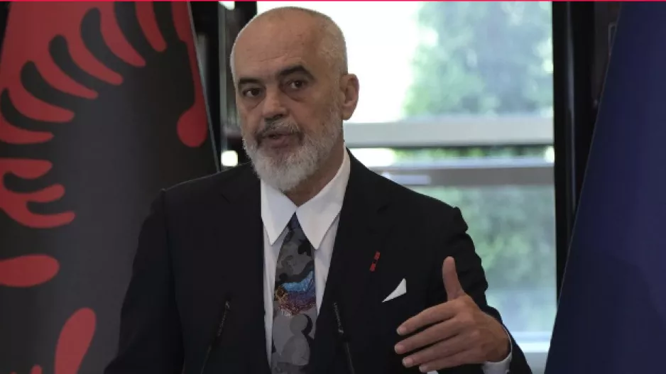 Έντι Ράμα για το Αλβανία - Ισπανία: "Αδύνατη η αποστολή μας στη θεωρία, όμως η μπάλα είναι στρογγυλή"
