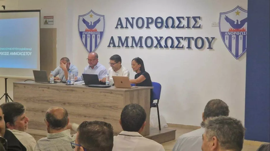 ΟΛΑ... ΕΔΩ