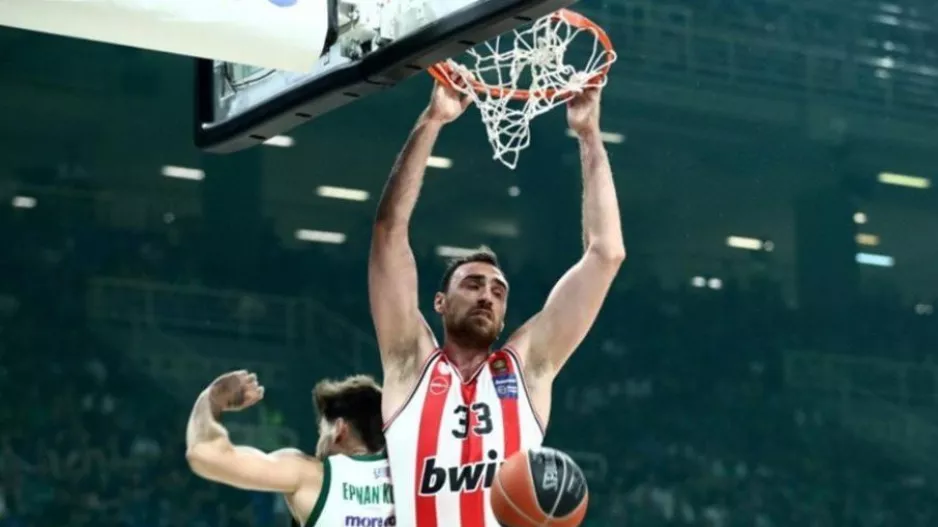 Καταιγιστικός Ολυμπιακός, άλωσε με το καλησπέρα το ΟΑΚΑ και φώναξε για πρωτάθλημα!