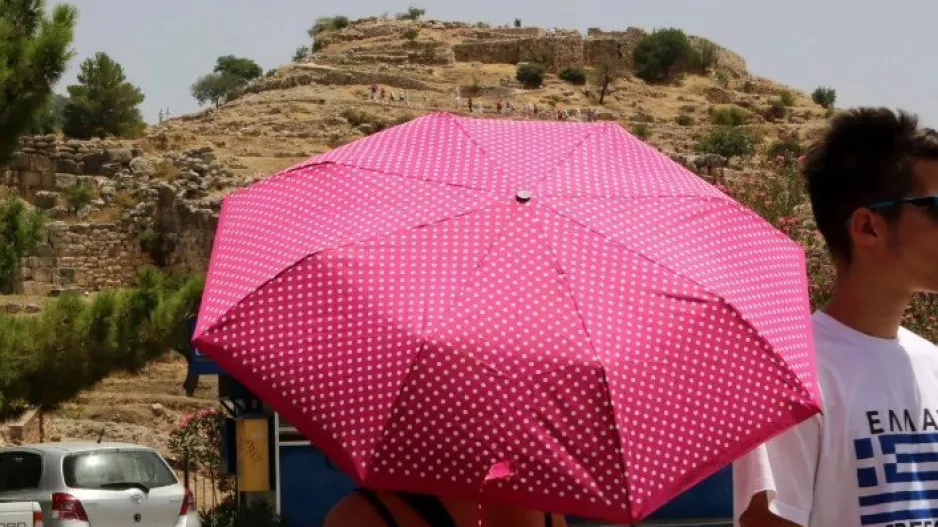 Το εκρηκτικό κοκτέιλ «Hot-Dry-Windy» εκτοξεύει το θερμόμετρο - Ανησυχία για τον κίνδυνο πυρκαγιάς