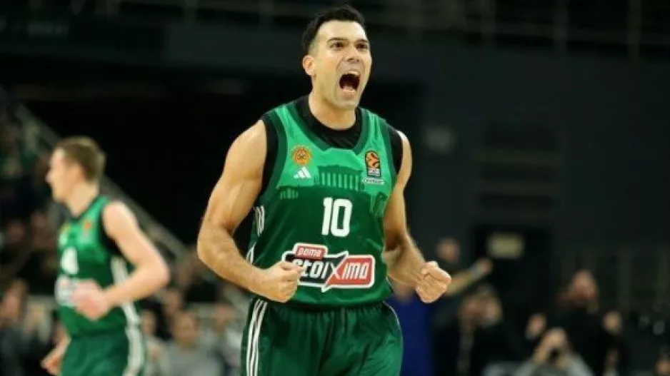 Εκτός για τουλάχιστον έναν μήνα ο Σλούκας
