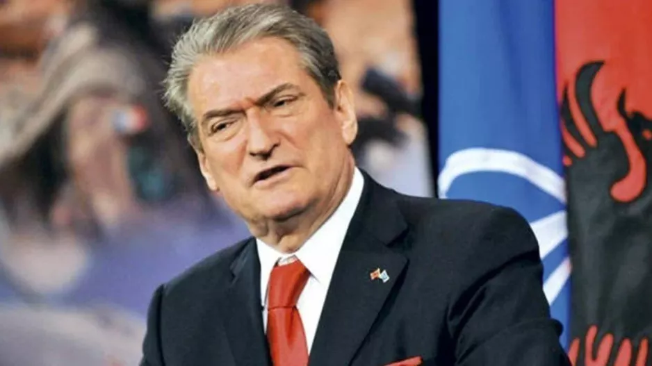 Παραμένει η απαγόρευση εισόδου του Μπερίσα στη Βρετανία