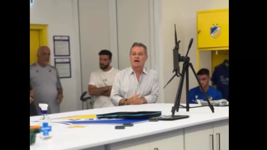 Η εμψυχωτική ομιλία του Πρόδρομου: Ευχήθηκε καλή επιτυχία, ανακοίνωσε αρχηγούς και... έθεσε στόχους! (Βίντεο)
