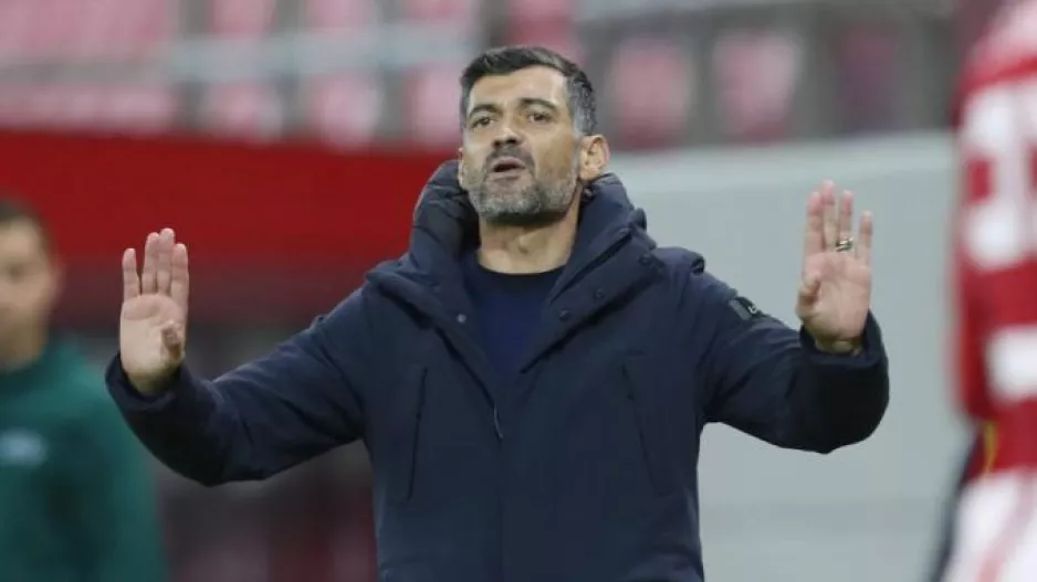 «Παίζει» και ο Κονσεϊσάο για τον πάγκο