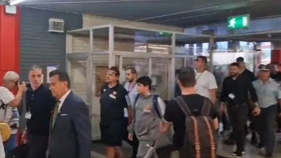 Χαμός και φραστική επίθεση με βρισιές κατά την είσοδο της αποστολής των πρασίνων στο ΣΕΦ
