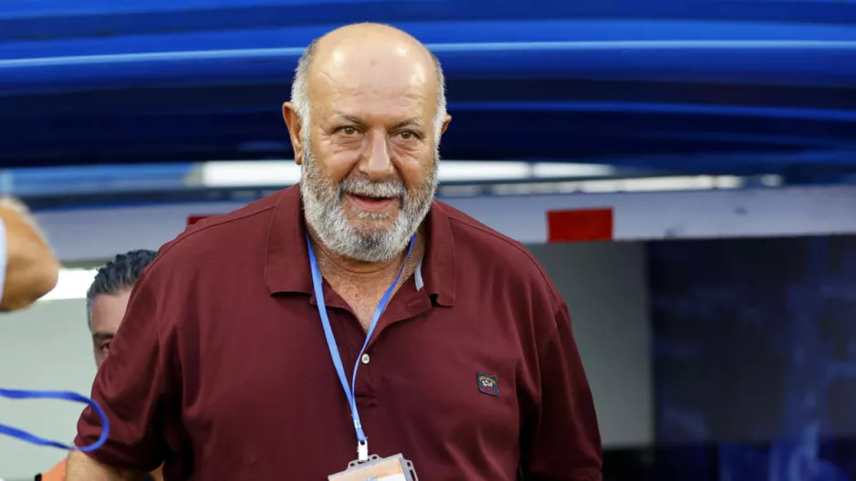 Ψήφος εμπιστοσύνης σε Κίκη