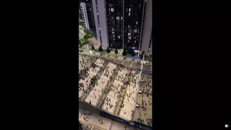 (ΒΙΝΤΕΟ) Το ΝΤΟΥ των "μερένχες" στο Γουέμπλεϊ! 