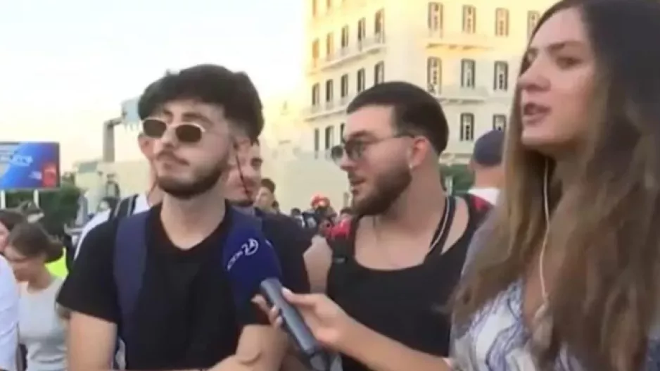 Νεαρός έφαγε... ξερή χυλόπιτα στο λιμάνι λίγο πριν φύγει για Πάρο 