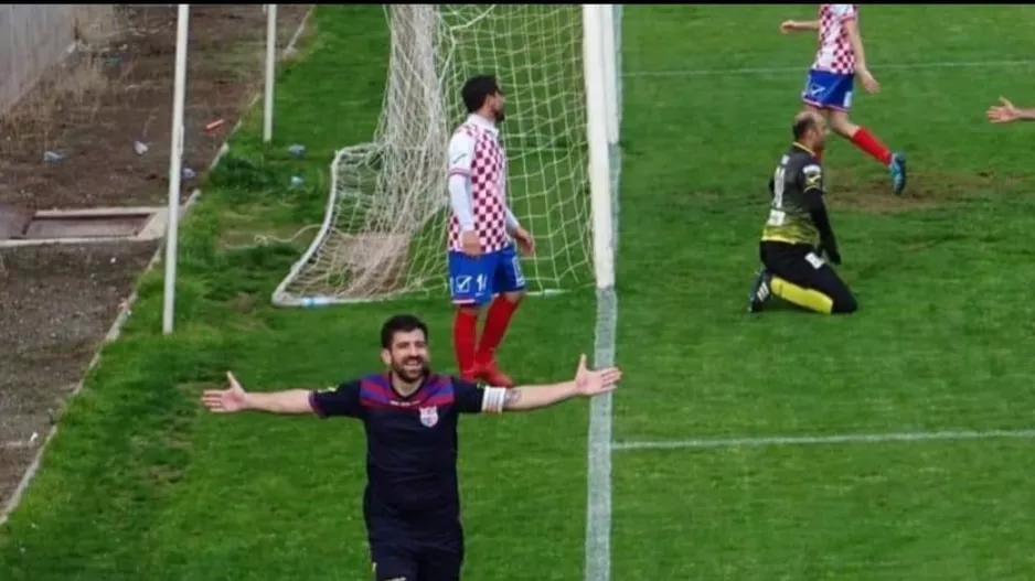 Ανανέωσε ο Φάττας