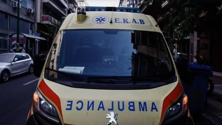 Τρεις τραυματίες από πυροβολισμούς έξω από τη Λεωφόρο- Επικοινωνία με ΑΕΚ