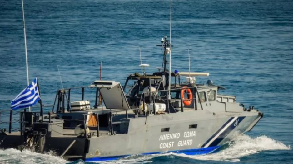 Σοβαρό επεισόδιο με σκάφος μεταναστών και ανταλλαγή πυροβολισμών με το Λιμενικό