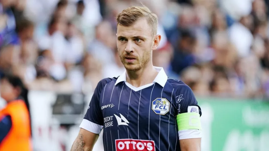 ΕΠΙΣΗΜΟ/ΑΠΟΕΛίστας ο Max Meyer!