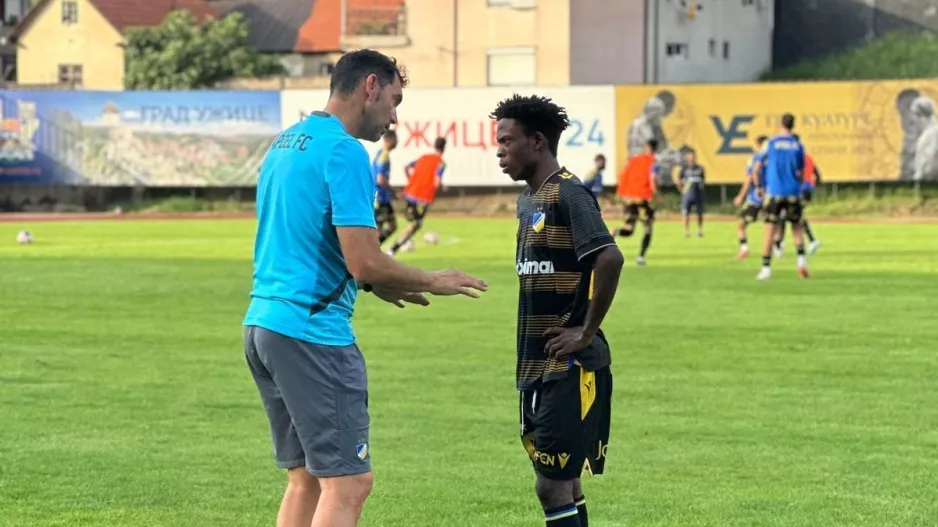 Τι παίκτης είναι ο Charles Appiah;