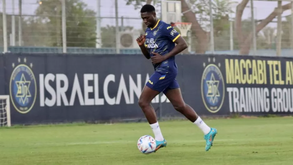 Προβάρει τα γαλάζια ο Luckassen