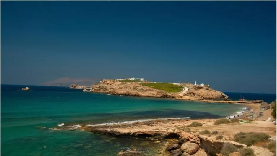 Γιατί όλοι θέλουν να πάνε στην Κουμπάρα στην Ίο