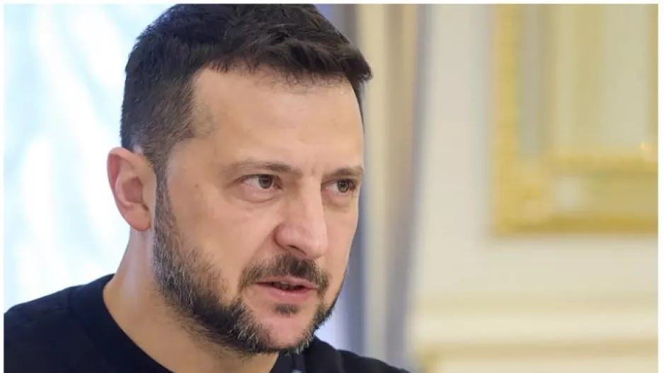 Ο Ζελένσκι απευθύνθηκε στο βρετανικό υπουργικό συμβούλιο – «Σας παρακαλώ πείστε τους άλλους εταίρους να άρουν τους περιορισμούς»